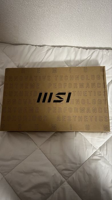 Laptop gamingowy MSI Sword 17 HX B14VFKG