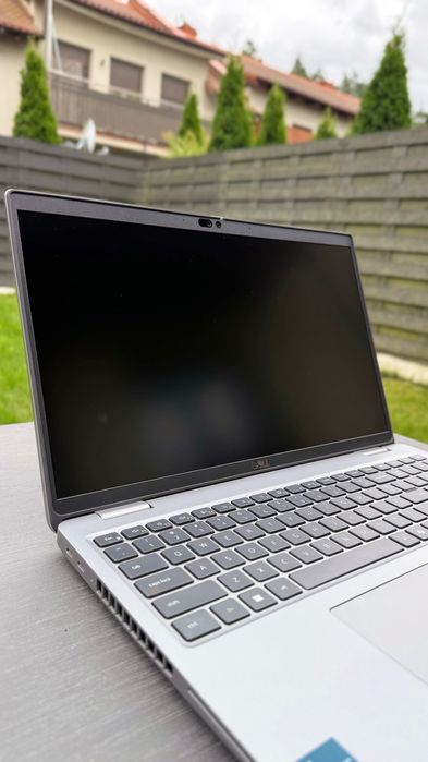 DELL PRECISION 3591 Ultra 9-185H 64GB SSD 2TB RTX 2000 Ada 8gb GDDR6