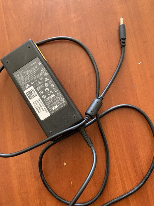 Зарядка для ноутбука Dell блок питания 19.5v оригинал