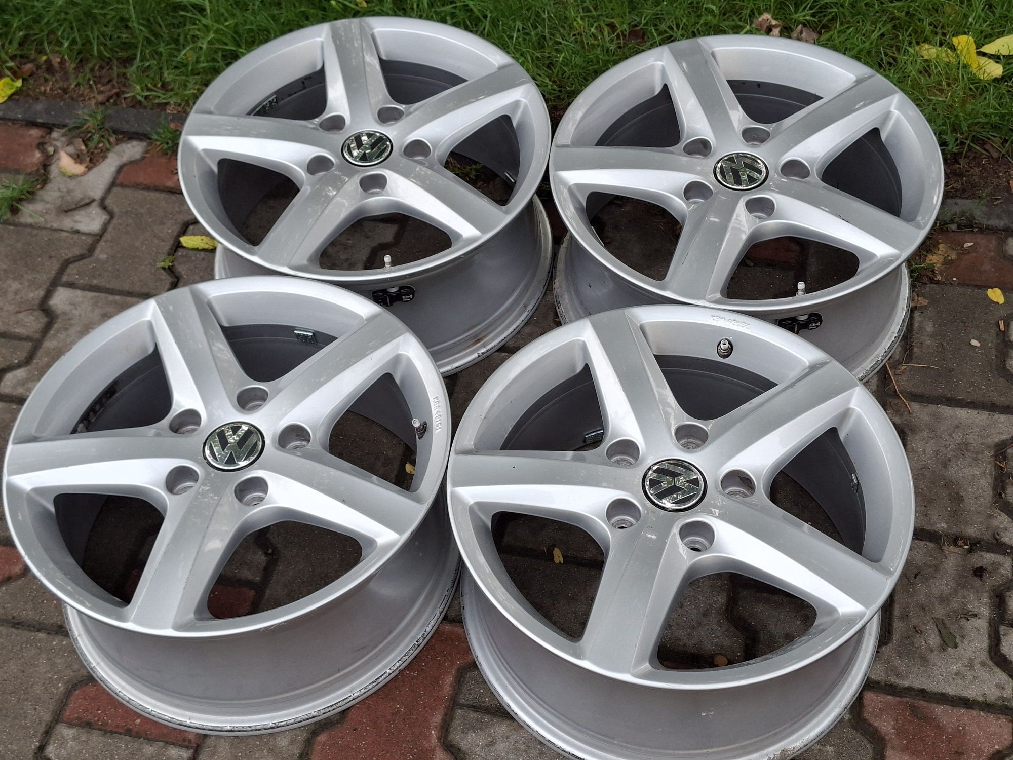 5x130 R17 Felgi Aluminiowe Oryginalne VW Touareg czujniki Alufelgi 17"