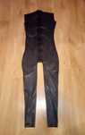 892/ OD RĘKI Kombinezon S suit latex lateks 0,4mm bez rękawów czarny