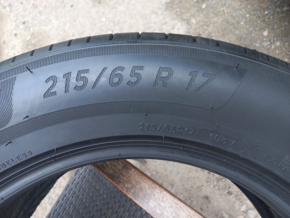 215/65/17 Michelin P4