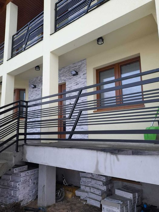 Balustrada panelowa (balustrady, barierki, poręcze)