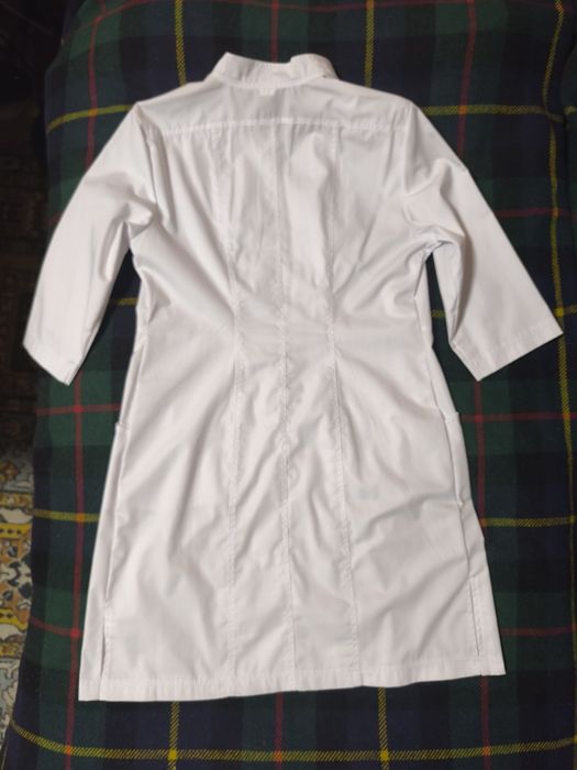 Халат медичний р.48 новий