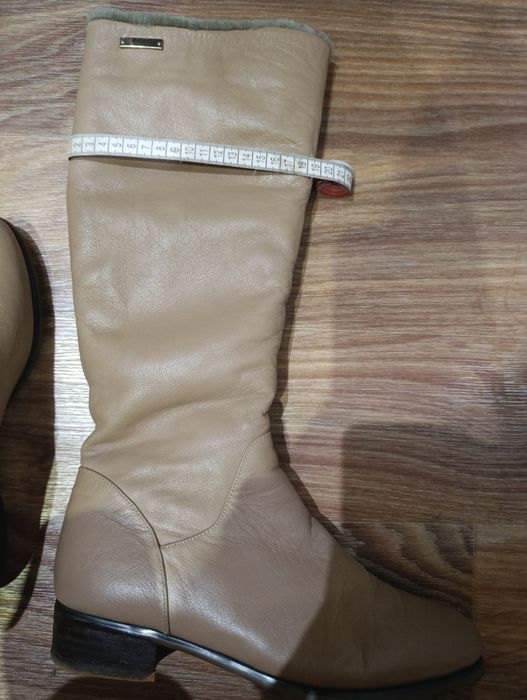 Продам женские сапоги зимние
