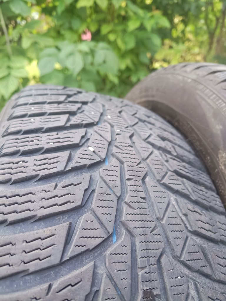 Nokian WRd4 215/55/r17 98H komplet opon zimowych