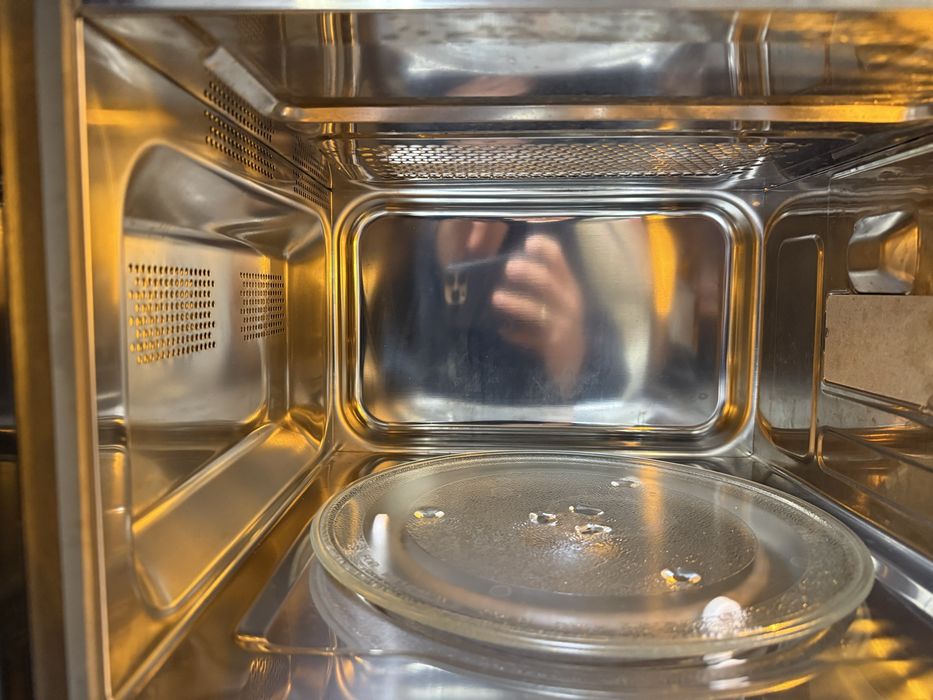 Kuchenka mikrofalowa Electrolux LMS4253TMW (biała)