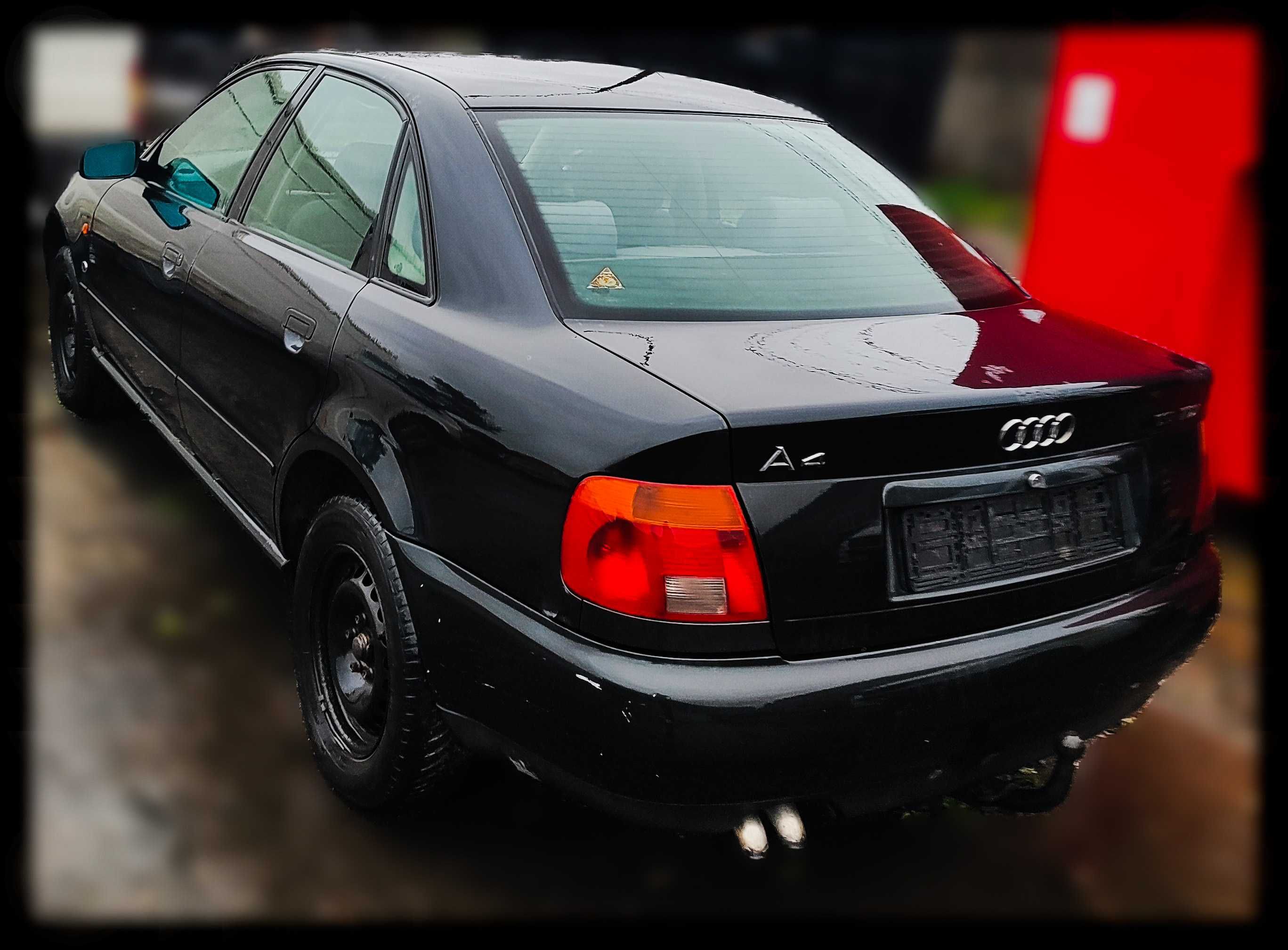 Audi A4 - szyba przednia