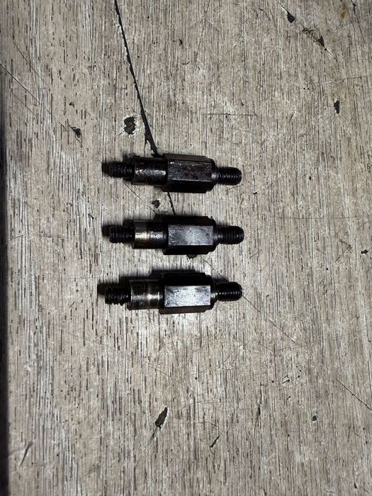 11361432373 Śruba dwustronna do wałka m54 m52tu