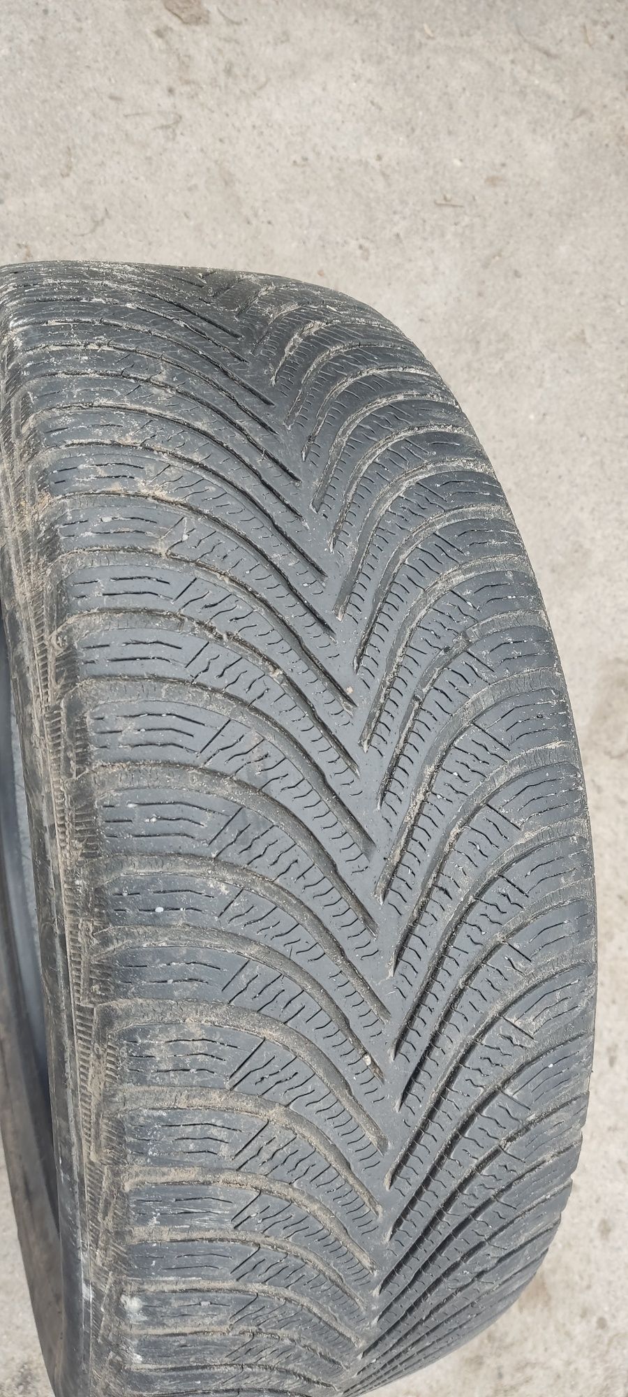 205/50r17 Michelin alpine  (2-шт.)