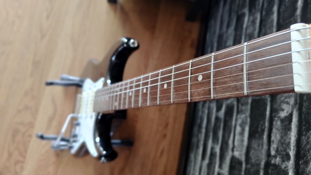 Gitara Elektryczna Encore Stratocaster po setupie. Idealna na Start!