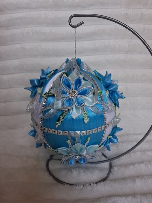 Bombki ręcznie ozdabiane duże