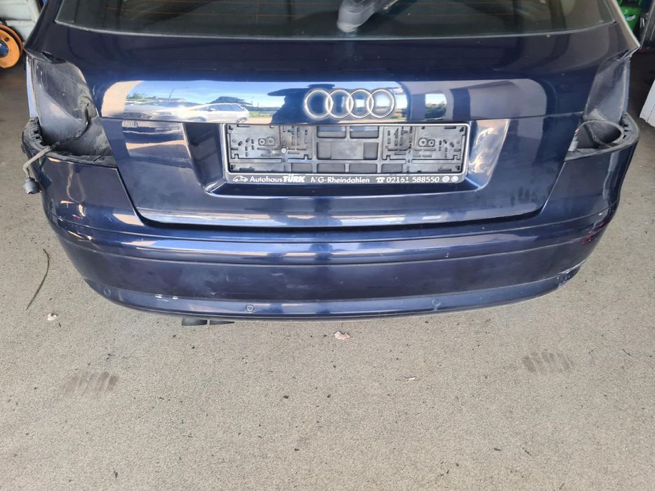 Zderzak tylny czujniki PDC Audi A3 8P 3D LZ5J