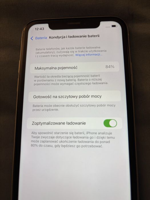 Iphone XR.   64GB