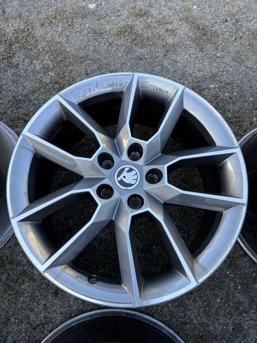 Felgi aluminiowe 5x112 18x7,5j et51 Skoda Octavia VRS