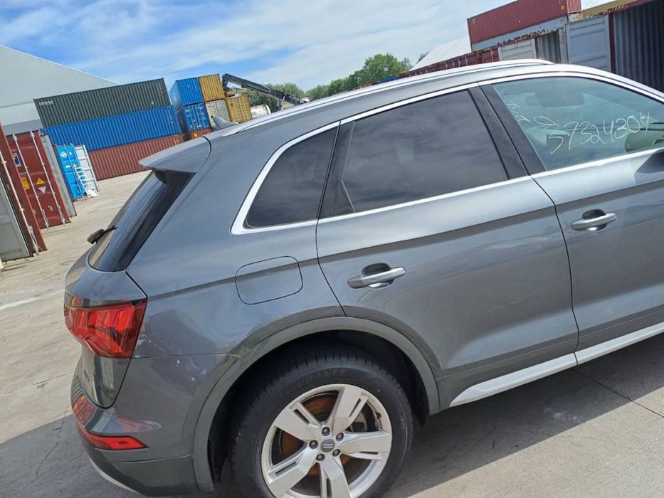 розборка Audi Q5 8R 3.0 2.0TFSI CPM DAY ШРОТ ауді q5 8r 80a fy a4 b8b9