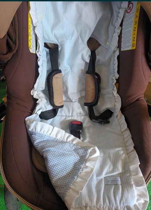 Capa universal para ovinho ou carrinho de bebé.