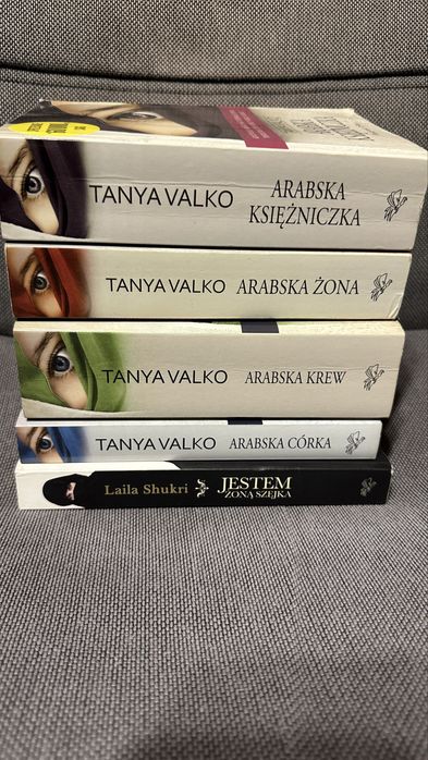 Ksiązki zestaw o tematyce arabskiej