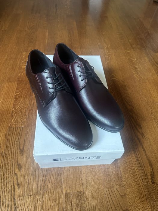 Nowe eleganckie buty męskie, wizytowe bordowe skóra naturalna R. 40