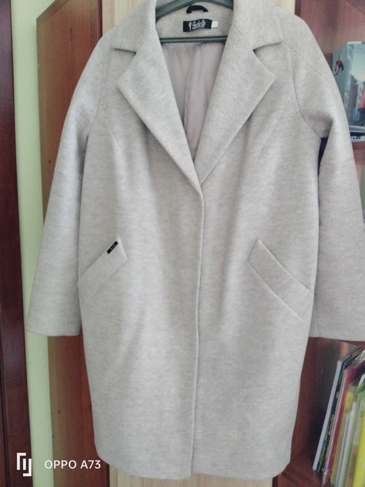 Пальто жіноче сіро бежеве 48 розмір