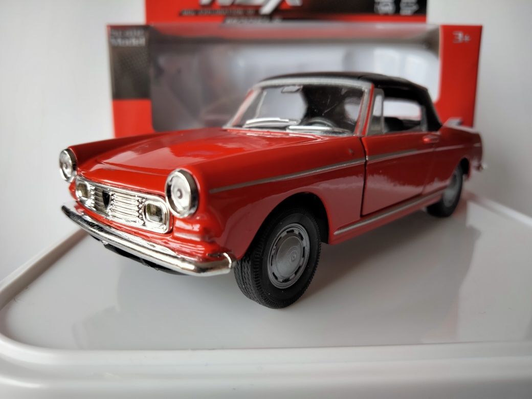 1/32 Peugeot 404 Cabriolet Soft-Top (1962)