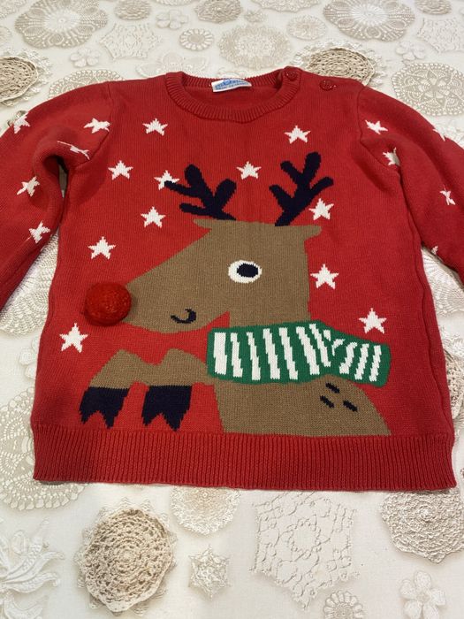 Sweterek z reniferkiem