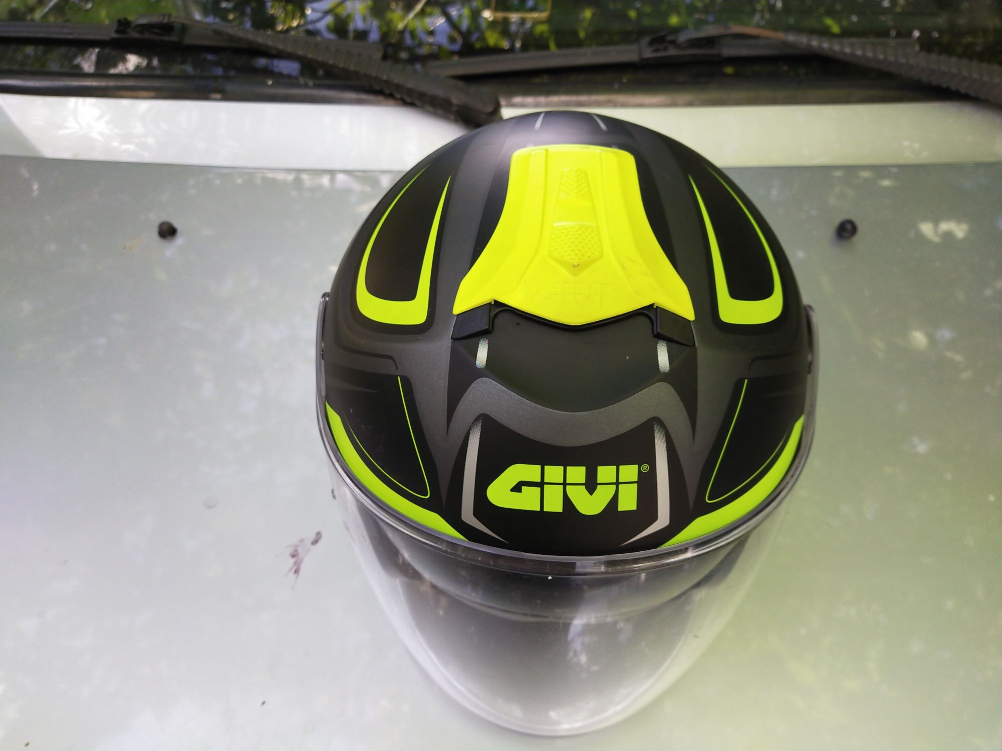 Продам шолом GIVI X22