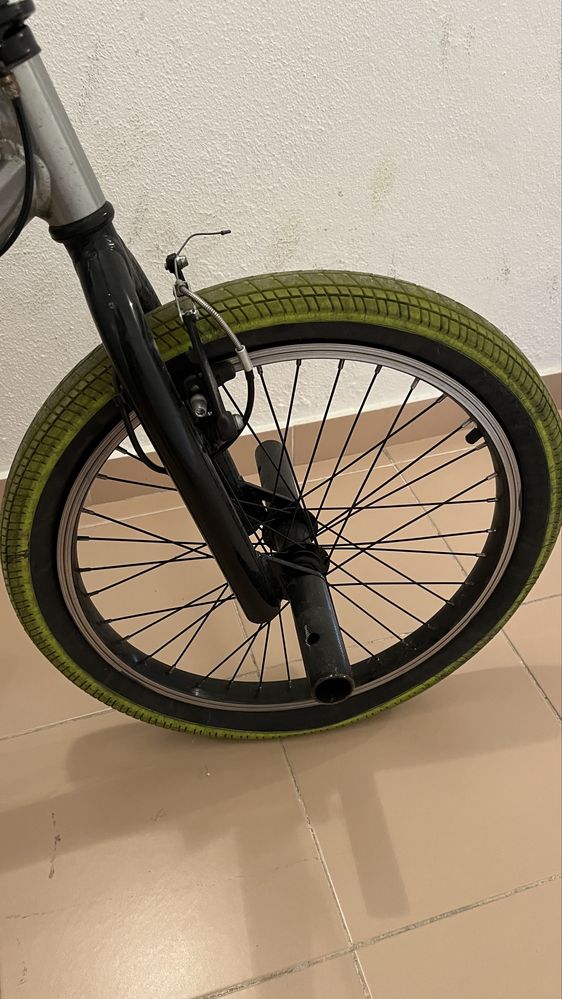 Bicicleta bmx  verde