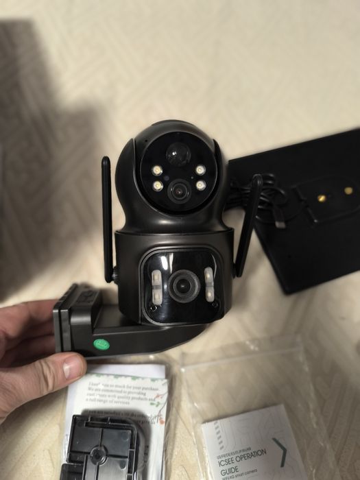 Câmera de vigilância solar 4K 8MP Wi-Fi com tela dupla, detecção human