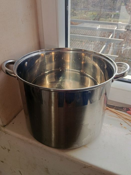 Garnek ze stali nierdzewnej Tadar 15L