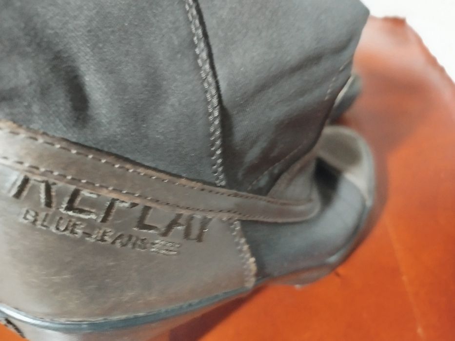 Botas Replay NR 37 muito quentinhas