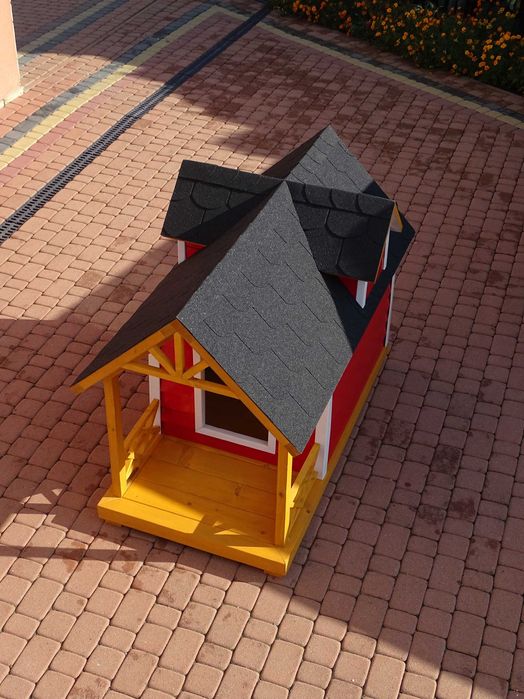 Buda dla psa z werandą i dwiema lukarnami w stylu skandynawskim L-XL