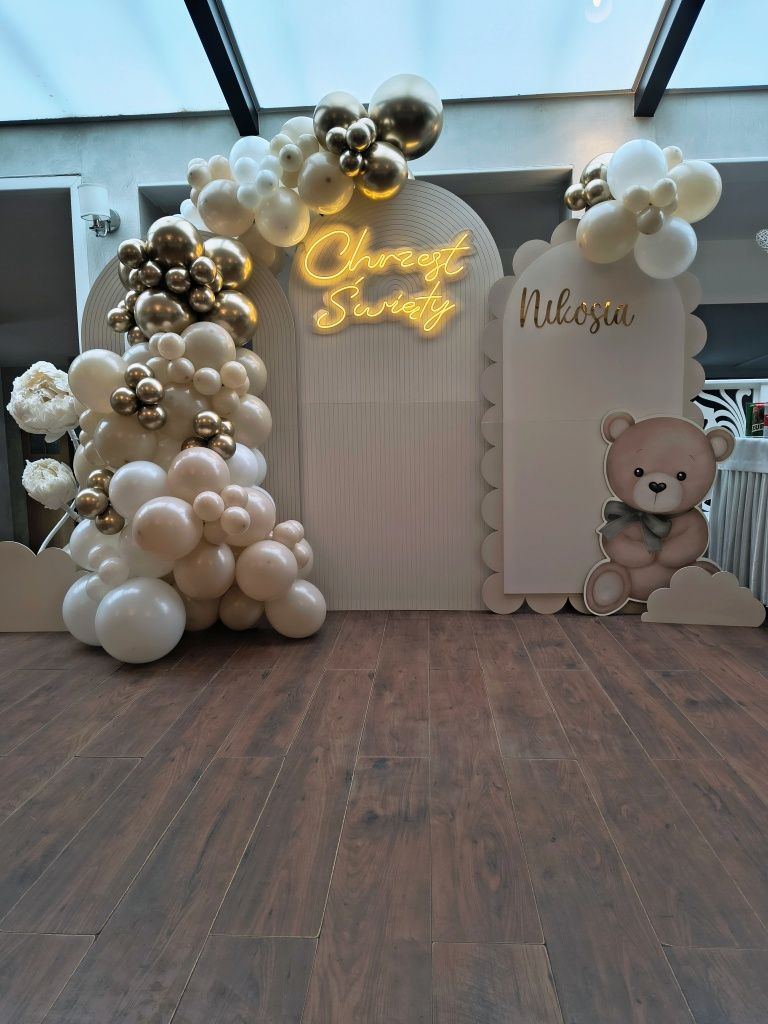 Dekoracje ścianki balonowe