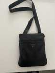 bolsa da guess como nova
