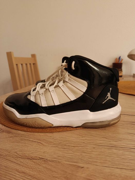 Jordan Max Aura skórzane