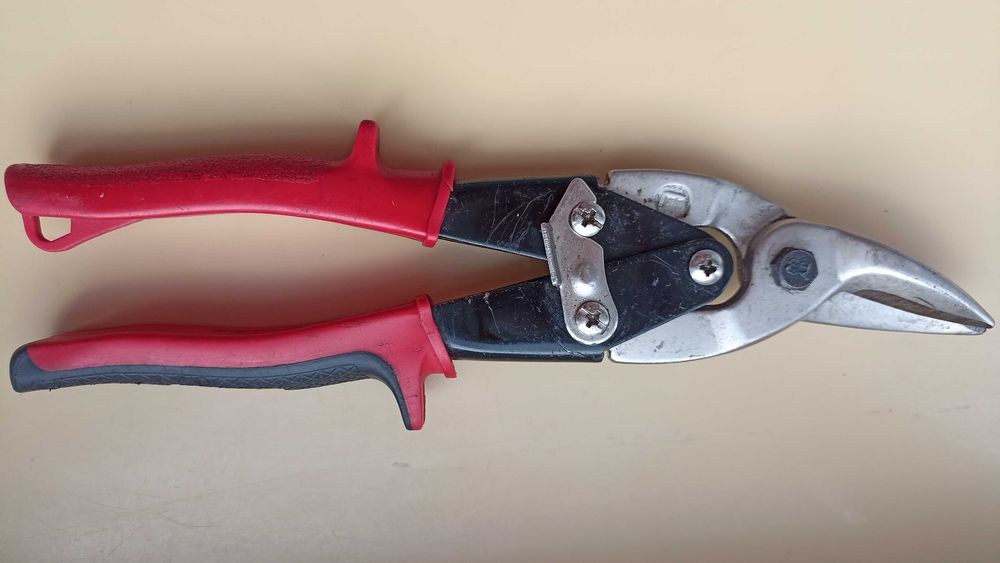 Металеві ножиці у чудовому стані