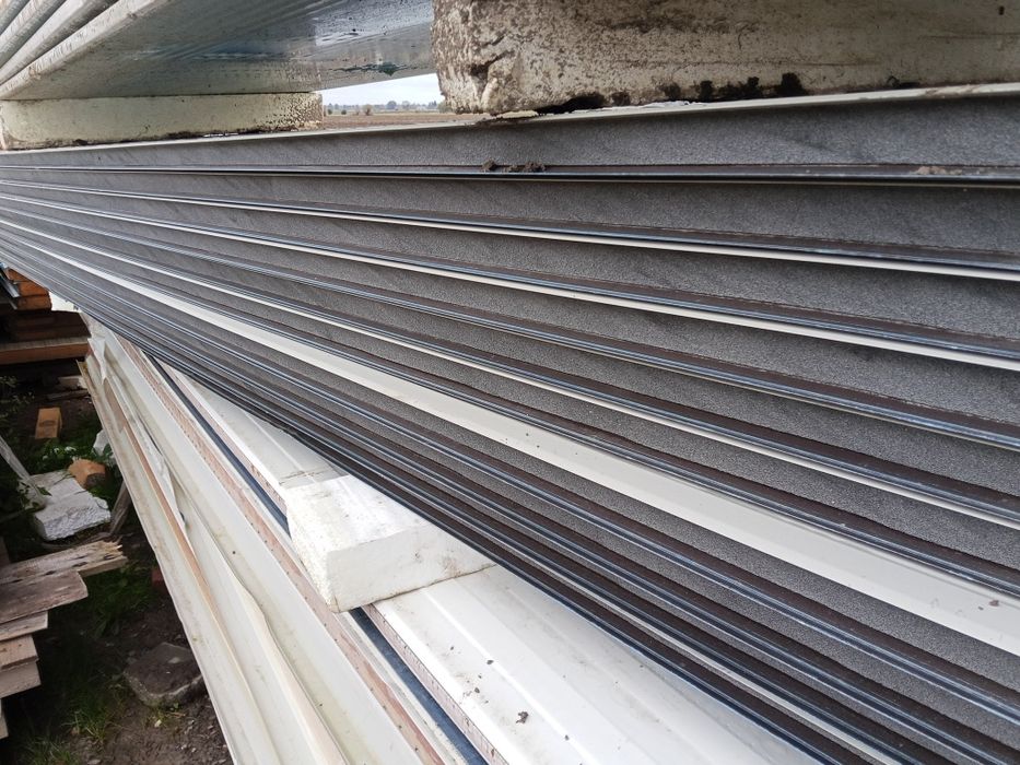 Płyta warstwowa ścienna nowa