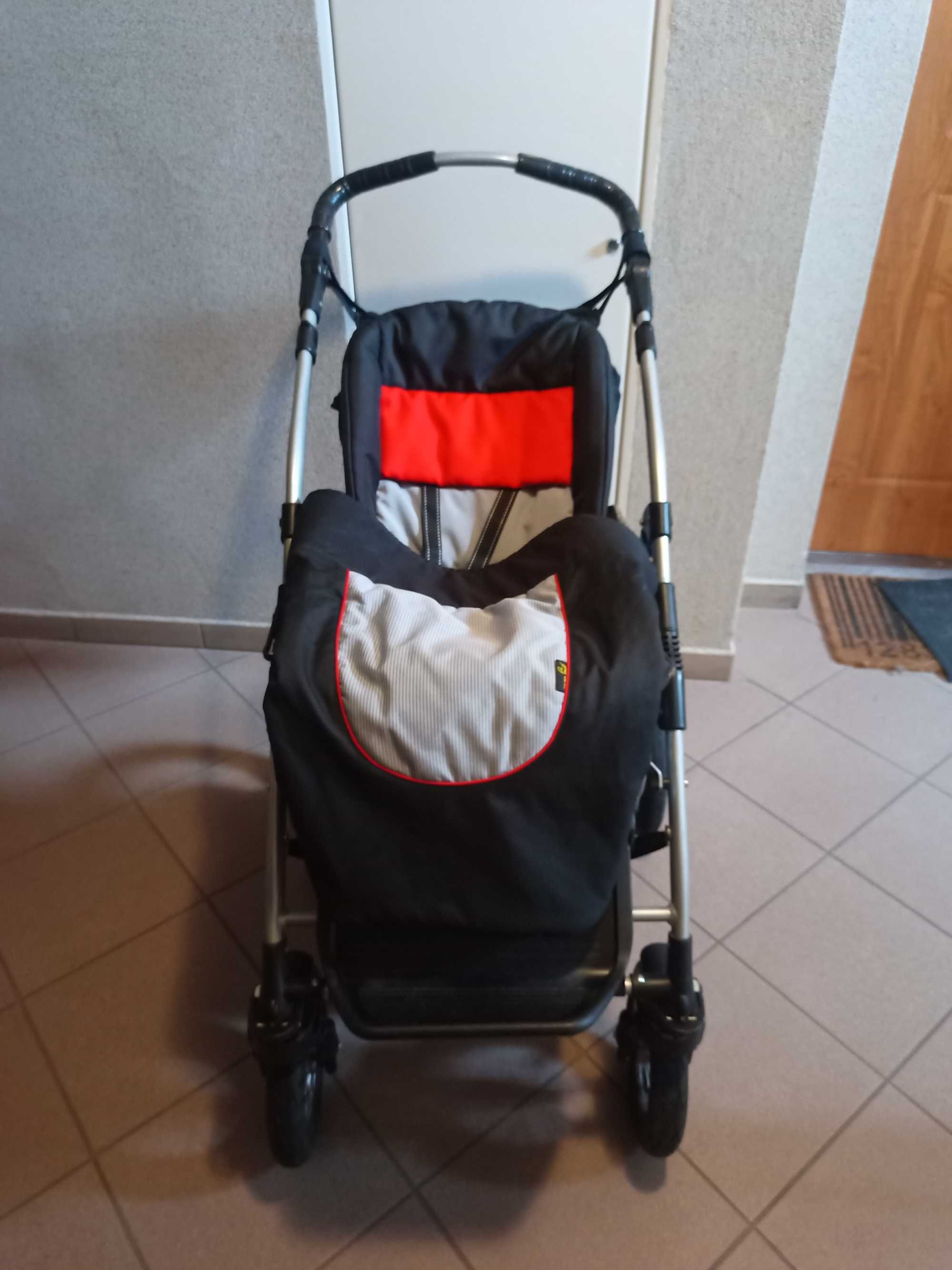 Wózek firmy Jedo Fyn