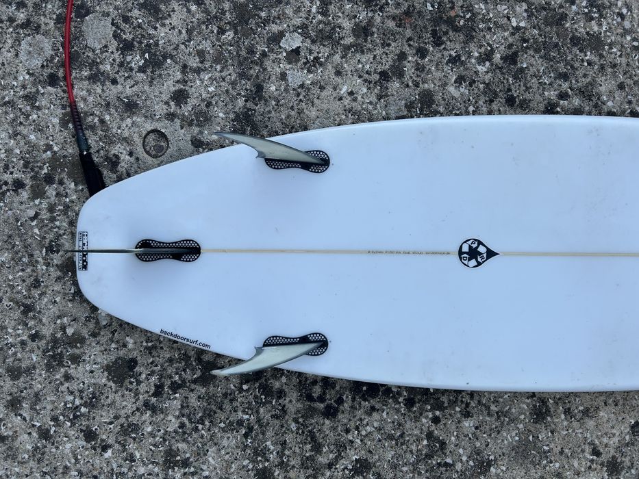 Prancha surf 6’2 backdoor