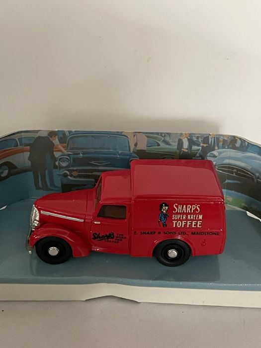Miniatura antiga Matchbox Dinky Commer 8