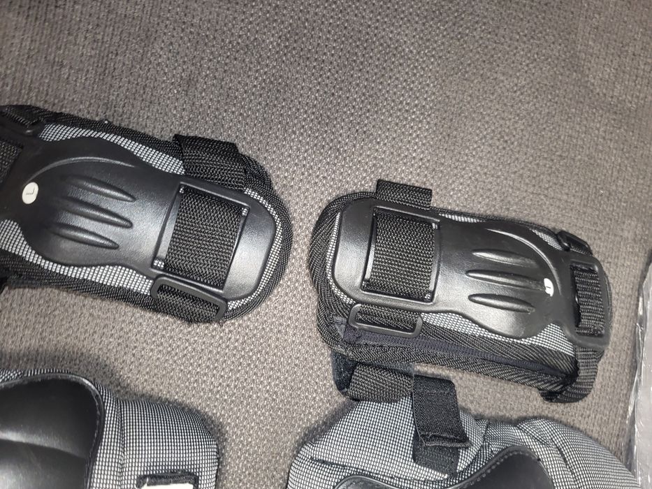 Ochraniacze na kolana, łokcie, nadgarstki bardzo dobre