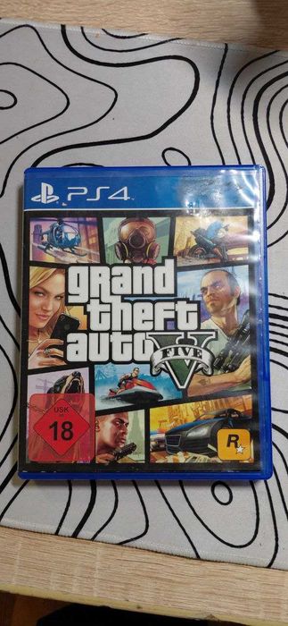диск GTA5 на PS4