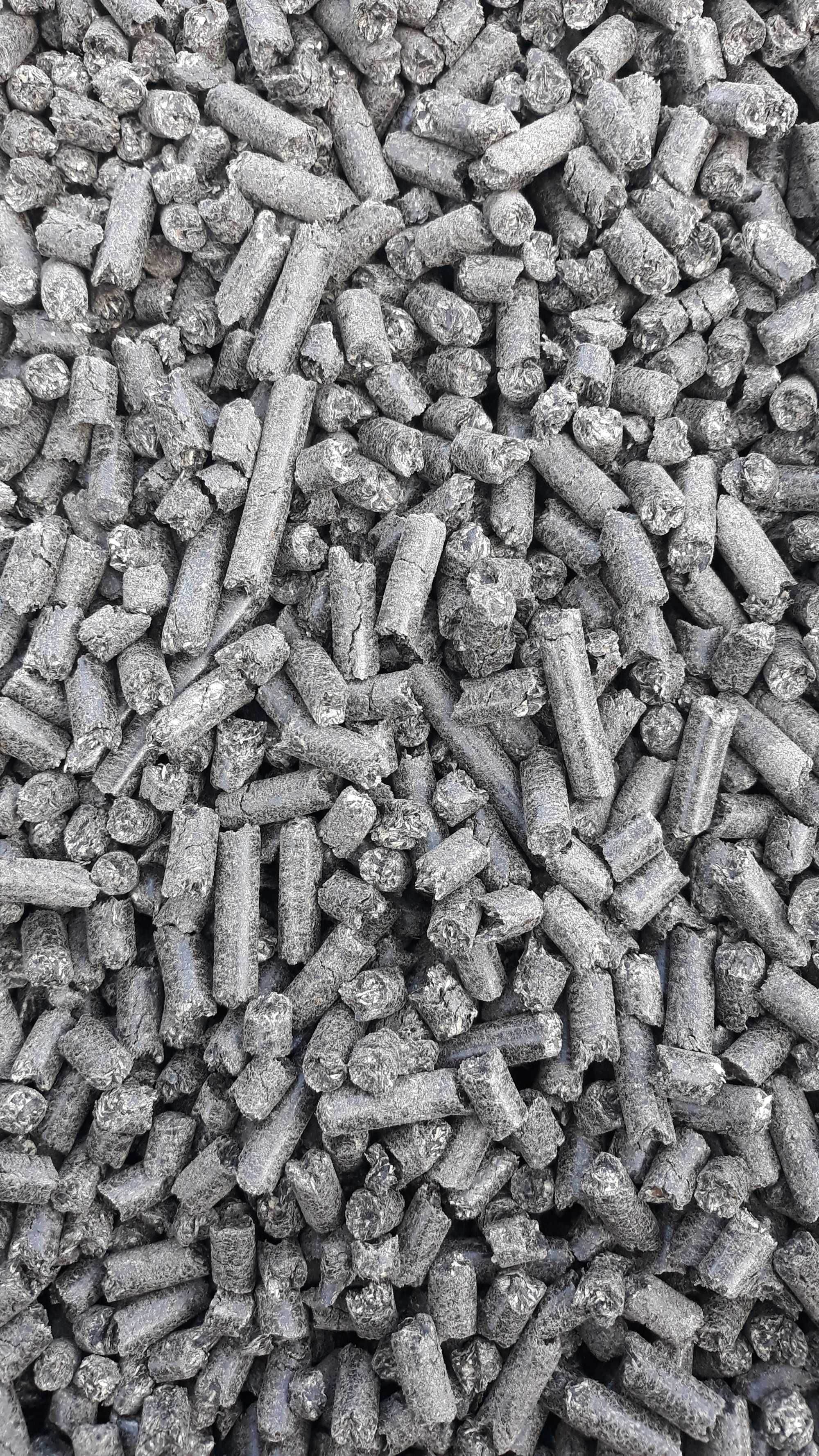 Pellet słonecznikowy przesiewany pelet opał w worki 30 kg słonecznika
