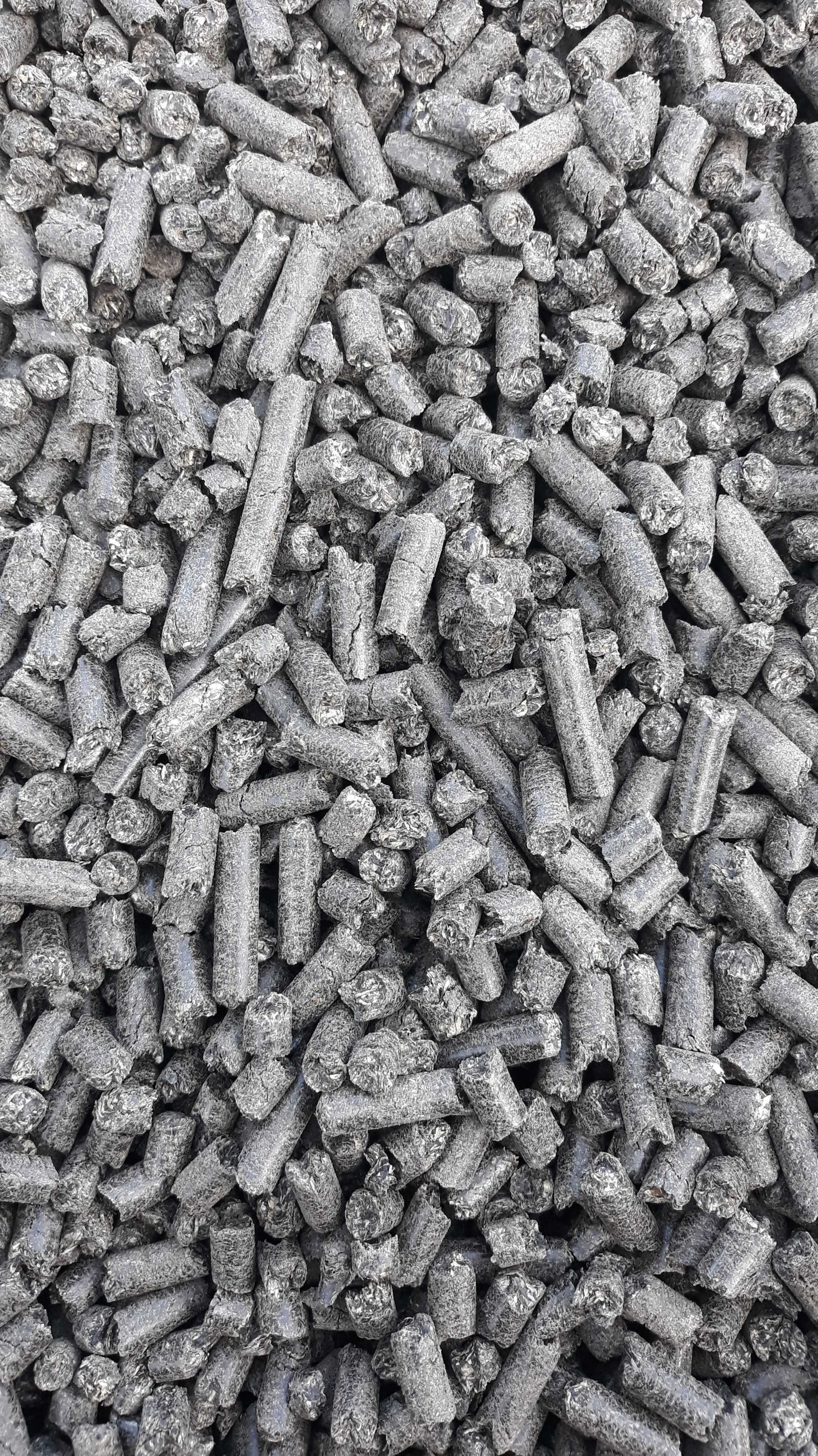 Pellet słonecznikowy przesiewany pelet opał w worki 30 kg słonecznika