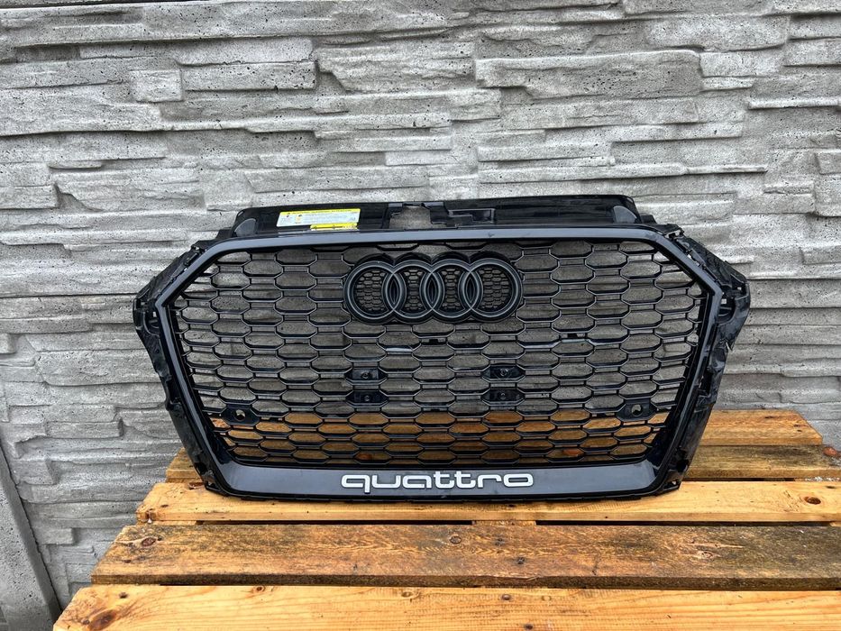 Audi RS3 8V5 lift Atrapa chłodnicy ,Grill