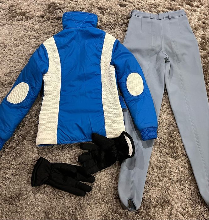 Casaco, calças e luvas de esqui para senhora