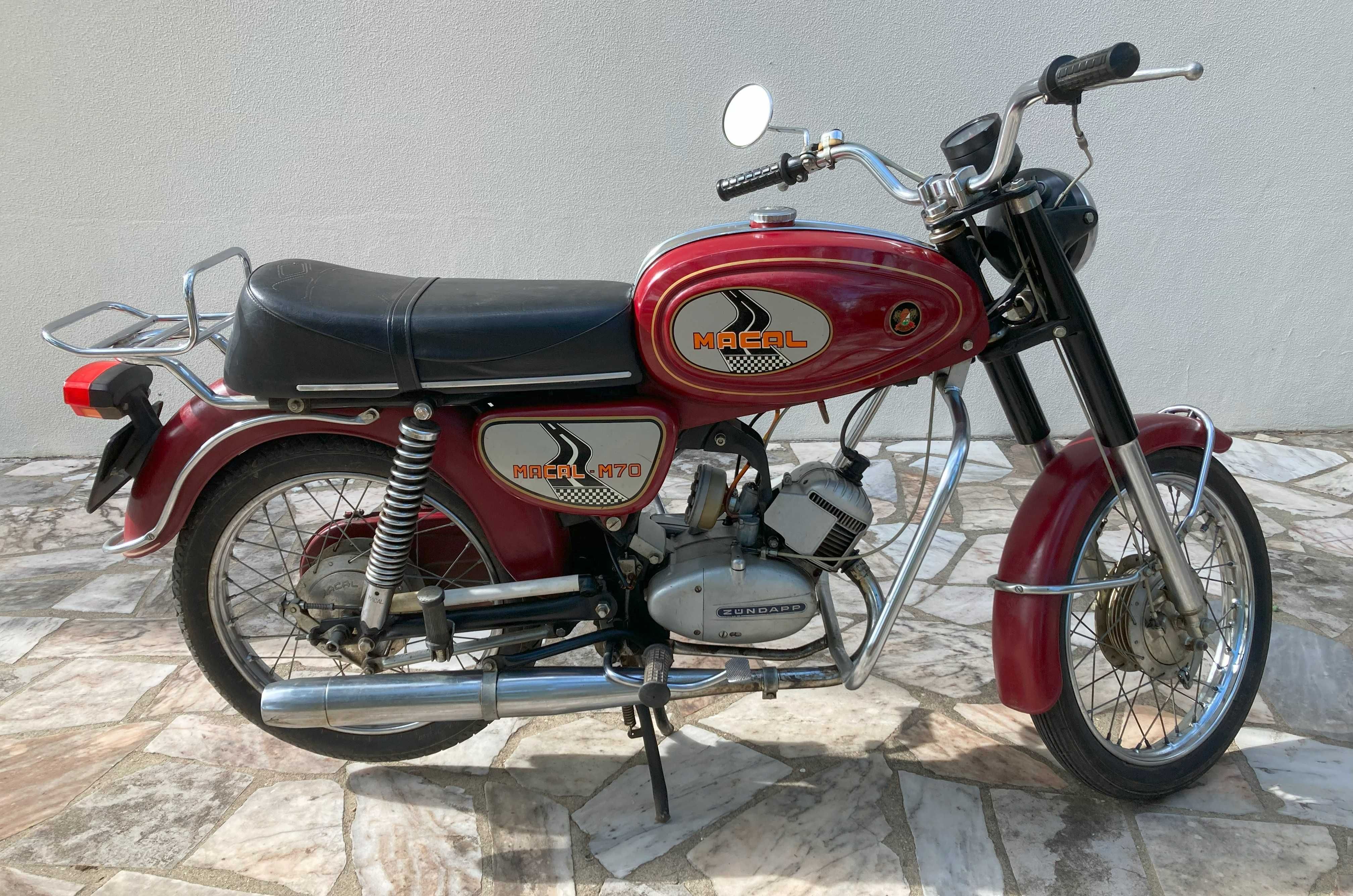 Macal M70 motorizada em primeira mão - Ano 1984 - Muito bom estado