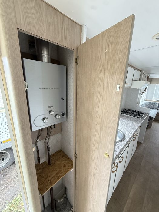 Domek holenderski Sunseeker 8.6m/3.3m, dwie sypialnie, transport