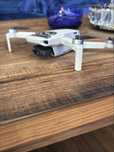 Dron DJI mini 4 k