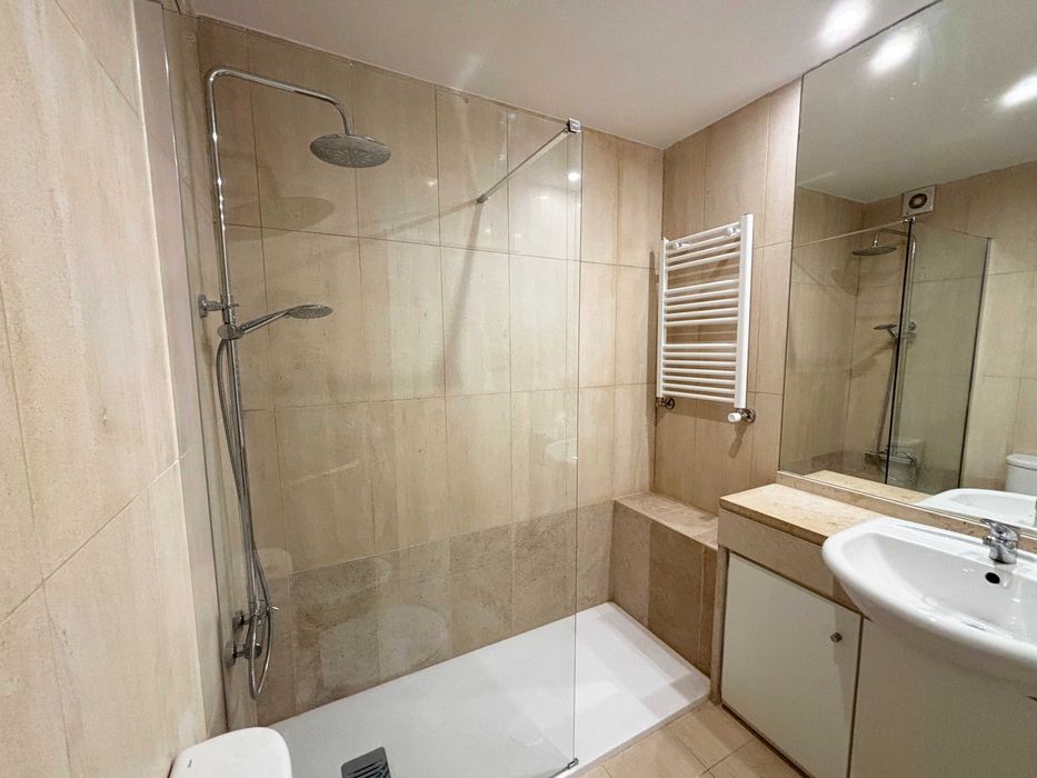 Apartamento T2 remodelado – Primeira linha de praia